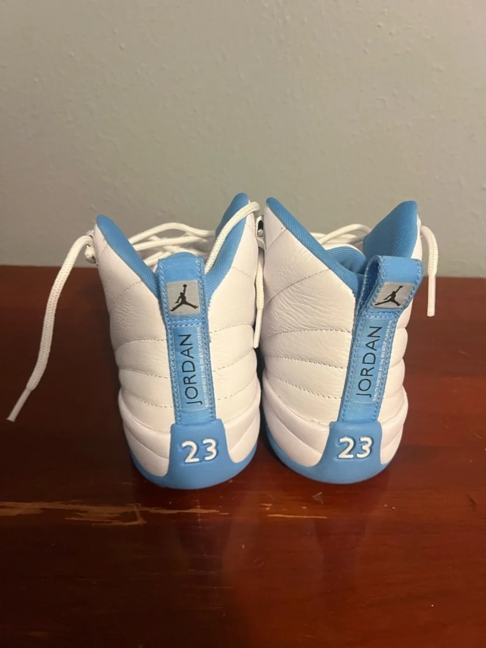 Jordan Men's Athletic Shoes White and Light Blue Retro 12 Melo Sz 7